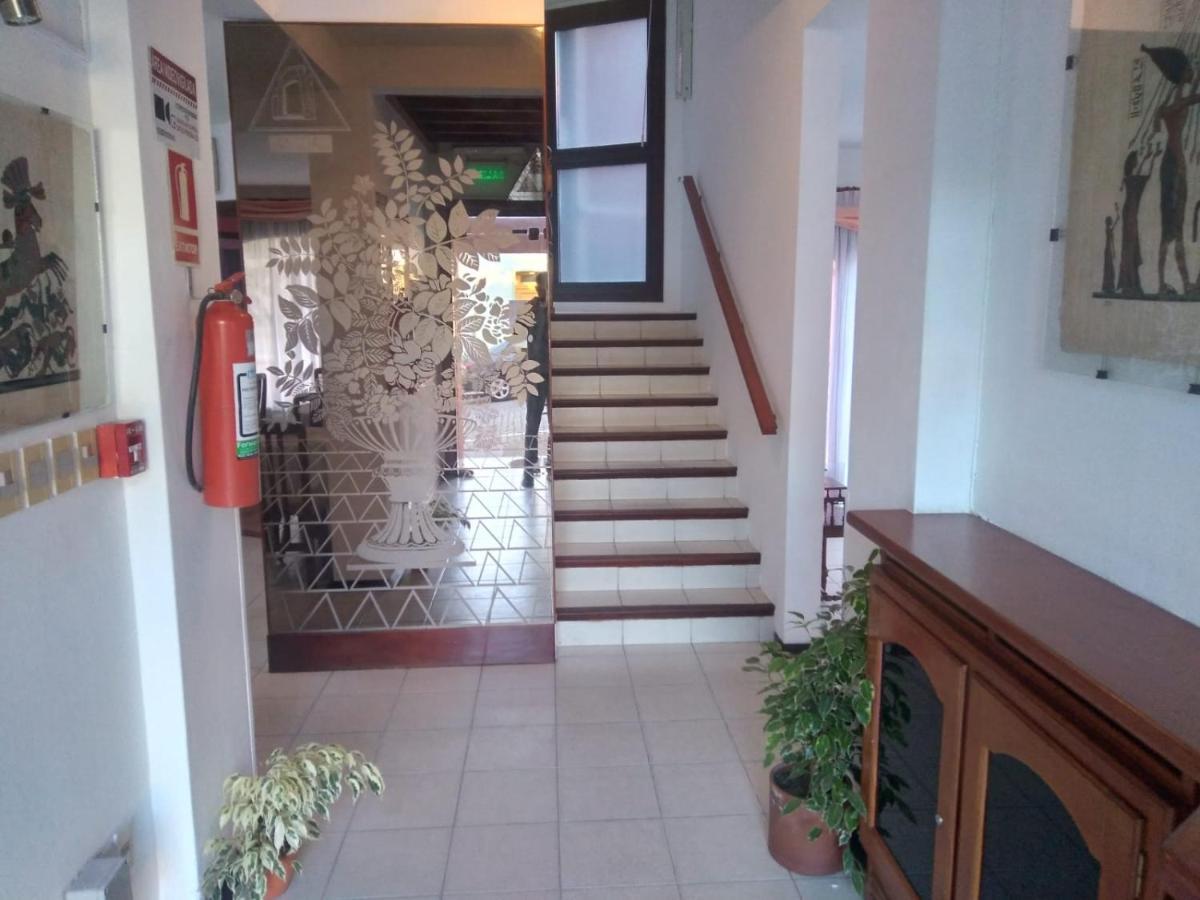 Hotel Perla Del Plata Colonia del Sacramento Buitenkant foto