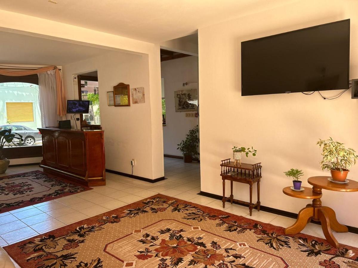 Hotel Perla Del Plata Colonia del Sacramento Buitenkant foto